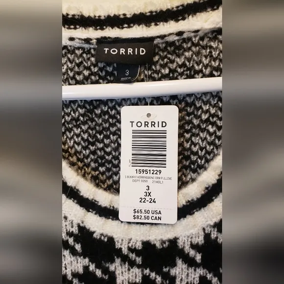 🆕️ Torrid Houndstooth Pullover Crewneck Extra Soft Sweater 3 3x 22/24 NWT