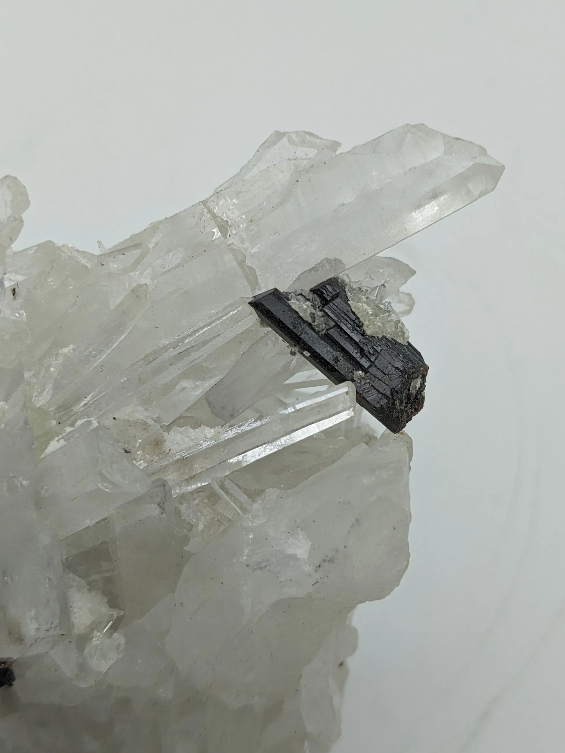 117gPRYARGYRITE, RUBY SILVER CRYSTAL SPECIMEN