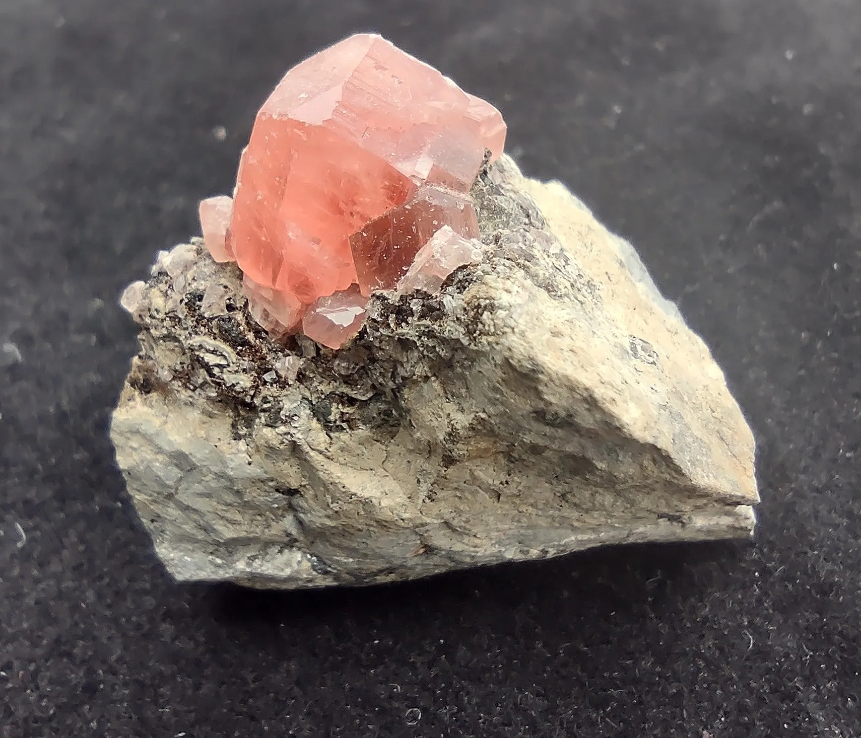 21.7 G RHODOCHROSITE CLUSTER ON MANGANESE