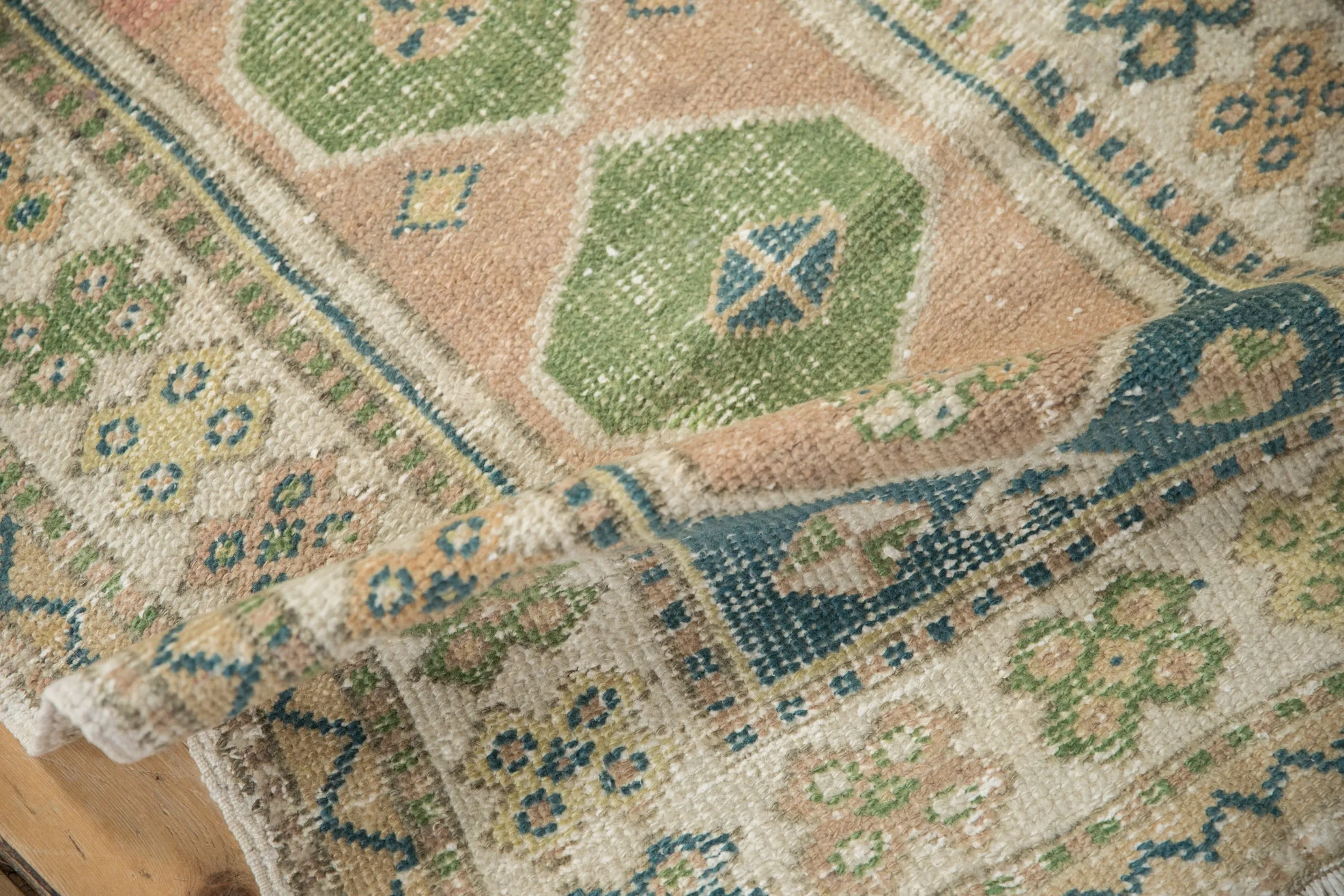 2.5x4 Vintage Distressed Oushak Rug