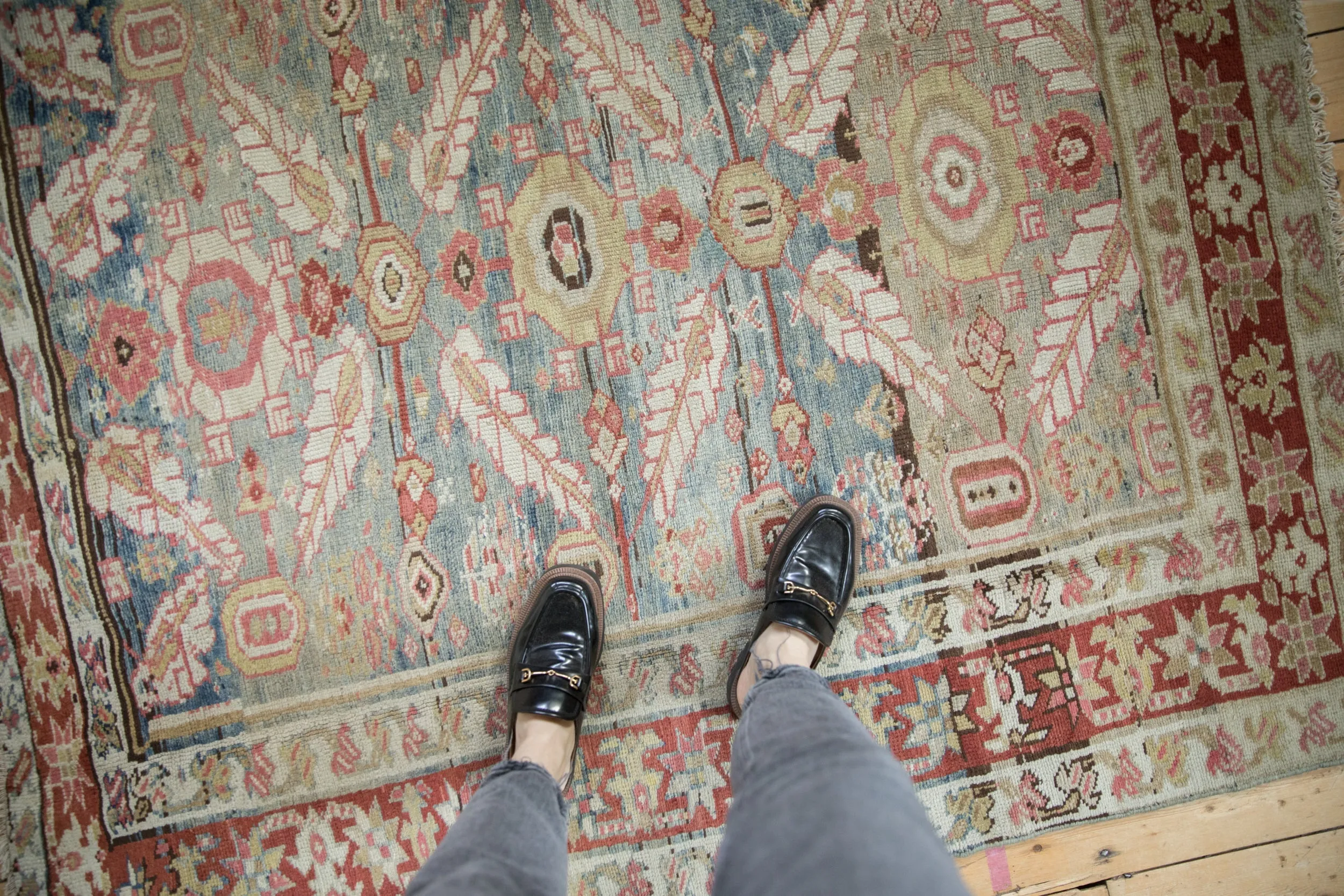 5.5x6 Antique Distressed Karaja Square Carpet