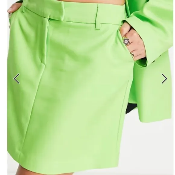ASOS Y2K Flirty Tailored Chic Modern Mini Skirt in Bright Lime Green NWT