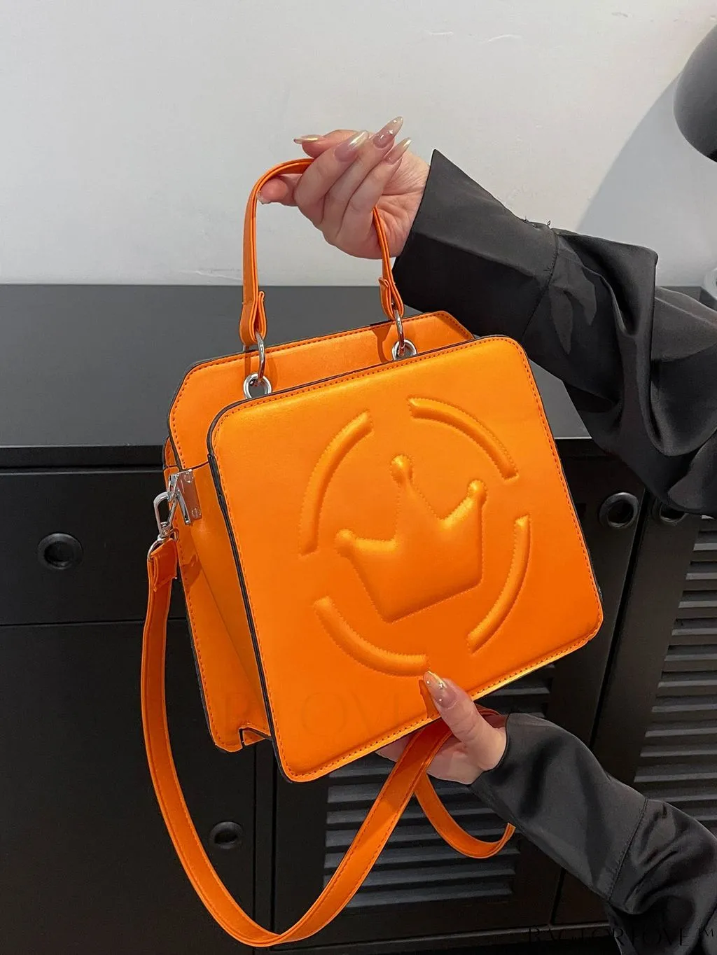 BagForLove - Chic Crown Pattern Handbag with Adjustable Strap - A Stylish Must-Have!