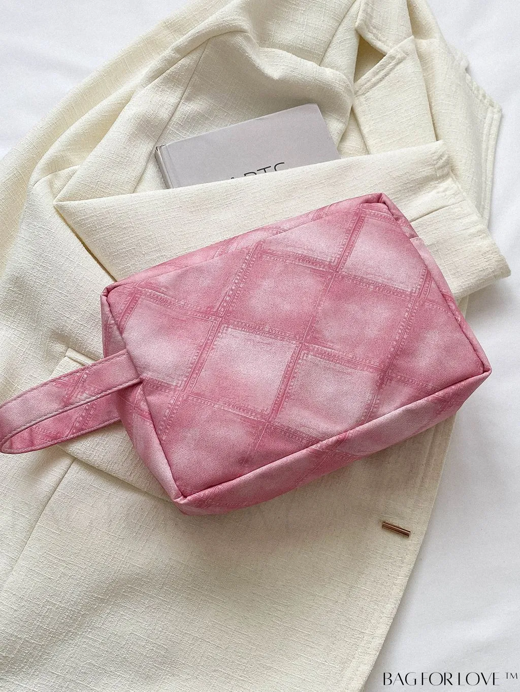 BagForLove - Chic Geometric Pattern Wristlet for Fashionable Women