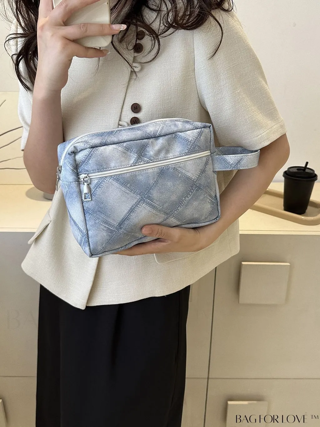 BagForLove - Chic Geometric Pattern Wristlet for Fashionable Women