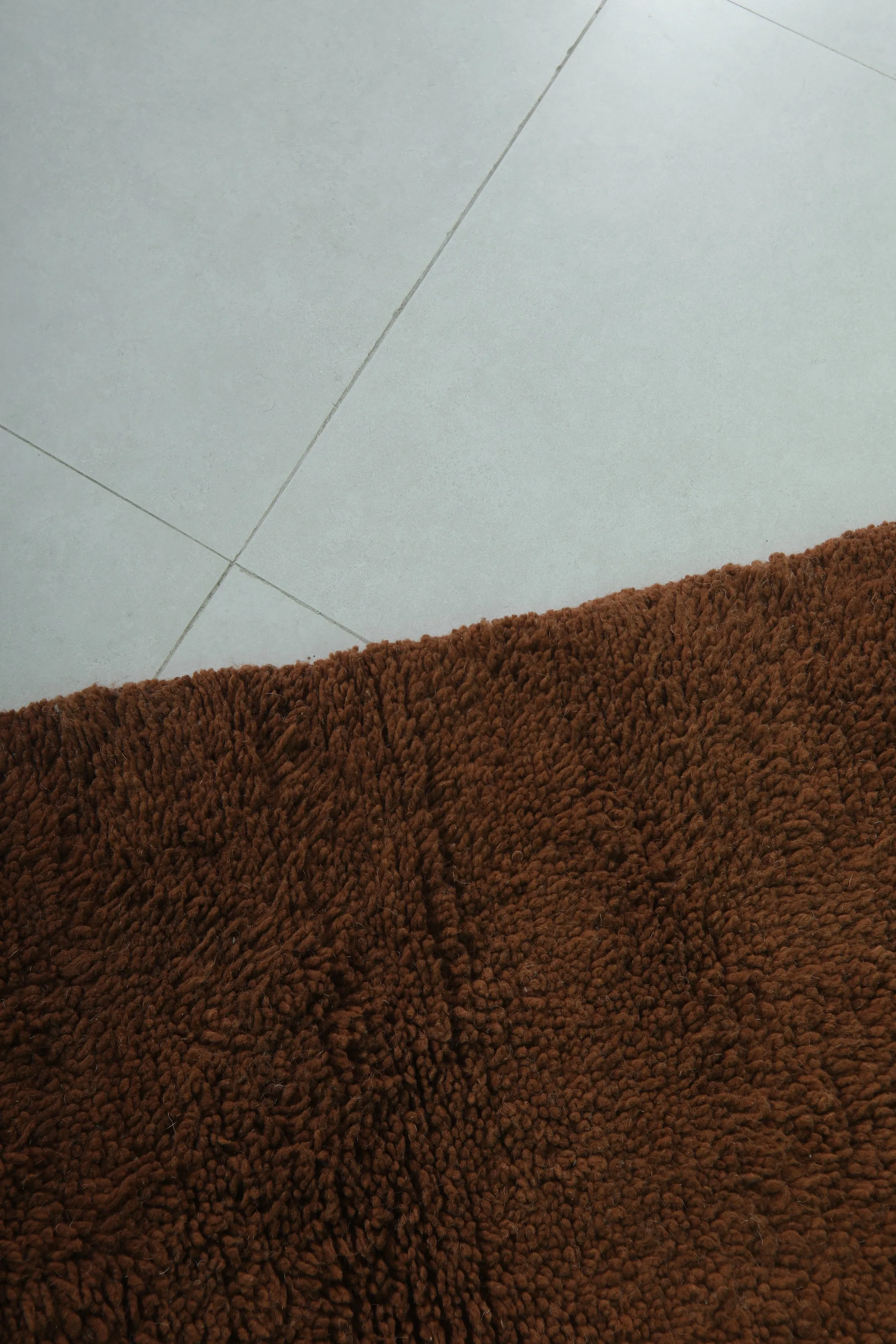 Brown Beni Ourain Rug - Handwoven 2.9 x 5 Feet | Luxurious Wool Design