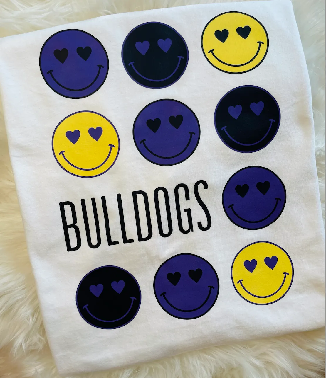 Bulldogs Smiles (D524)