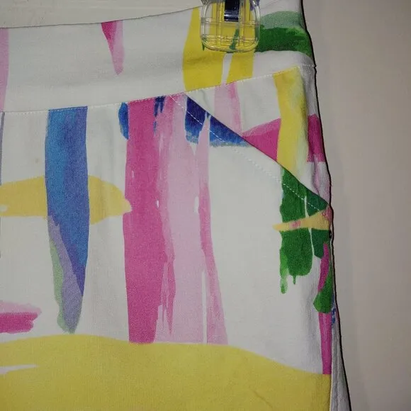 Charlie B Brush Stroke Pattern White Skort/Skirt Size 2