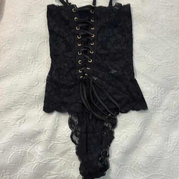 Chic Black Lace Bodysuit