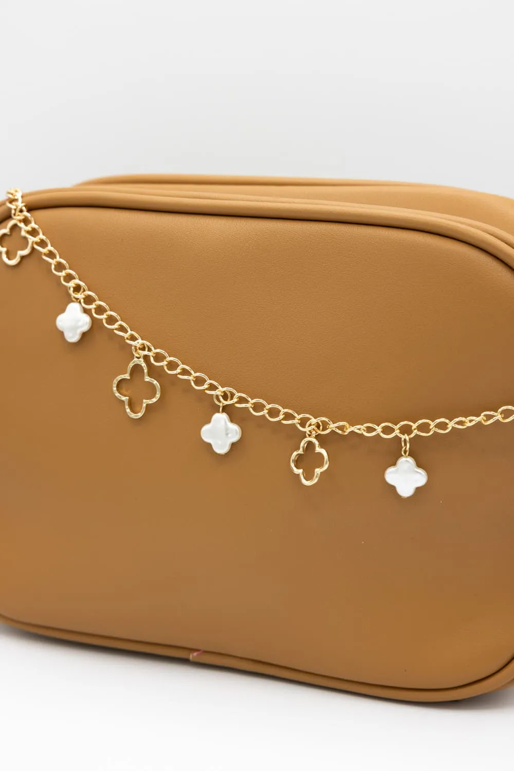 Clover Chain Purse Charm in Gold | JCA045-GDCRM