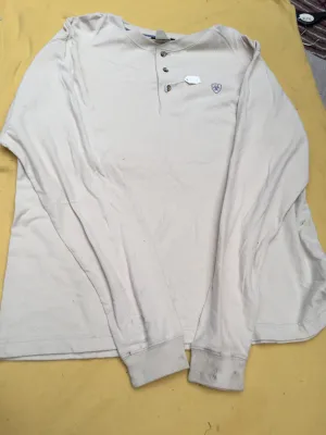 Cream Ariat T-Shirt size: large (FREE POSTAGE)