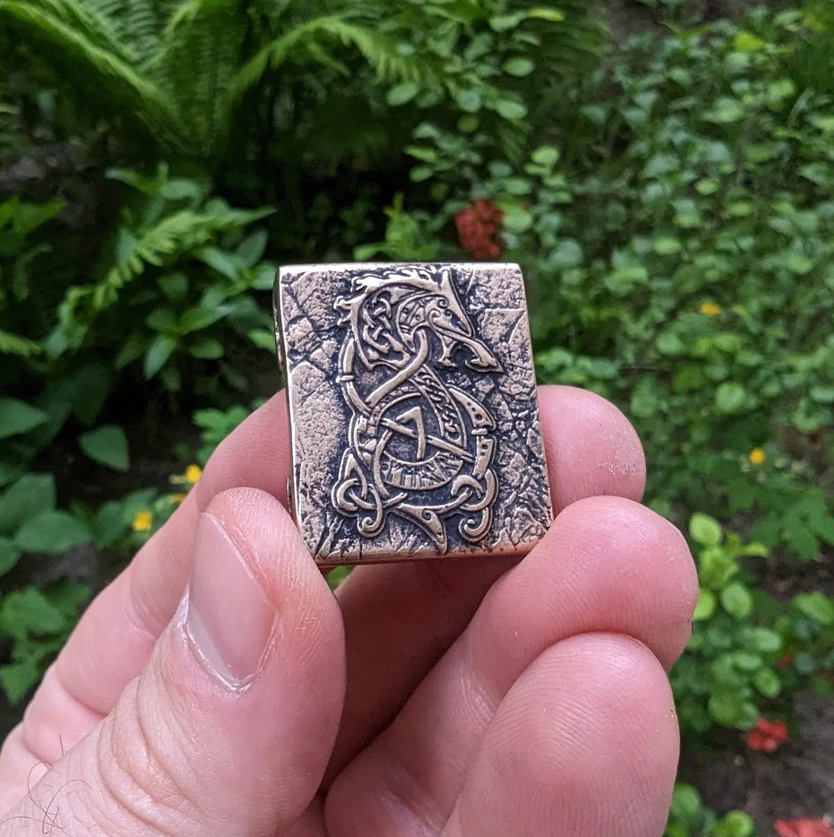 Fenrir wolf molle clip
