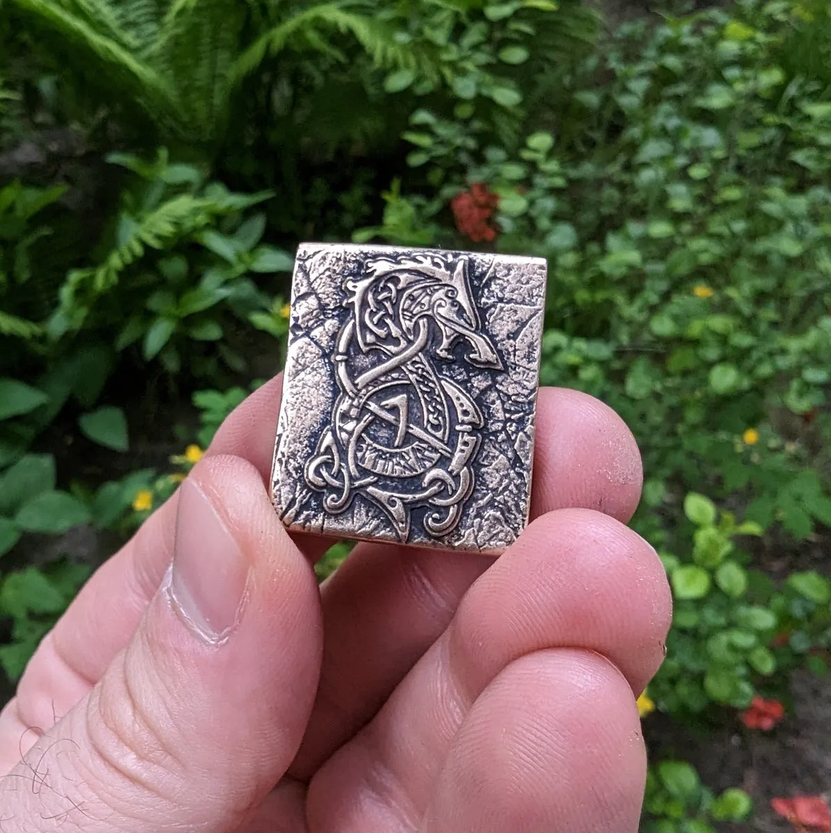 Fenrir wolf molle clip