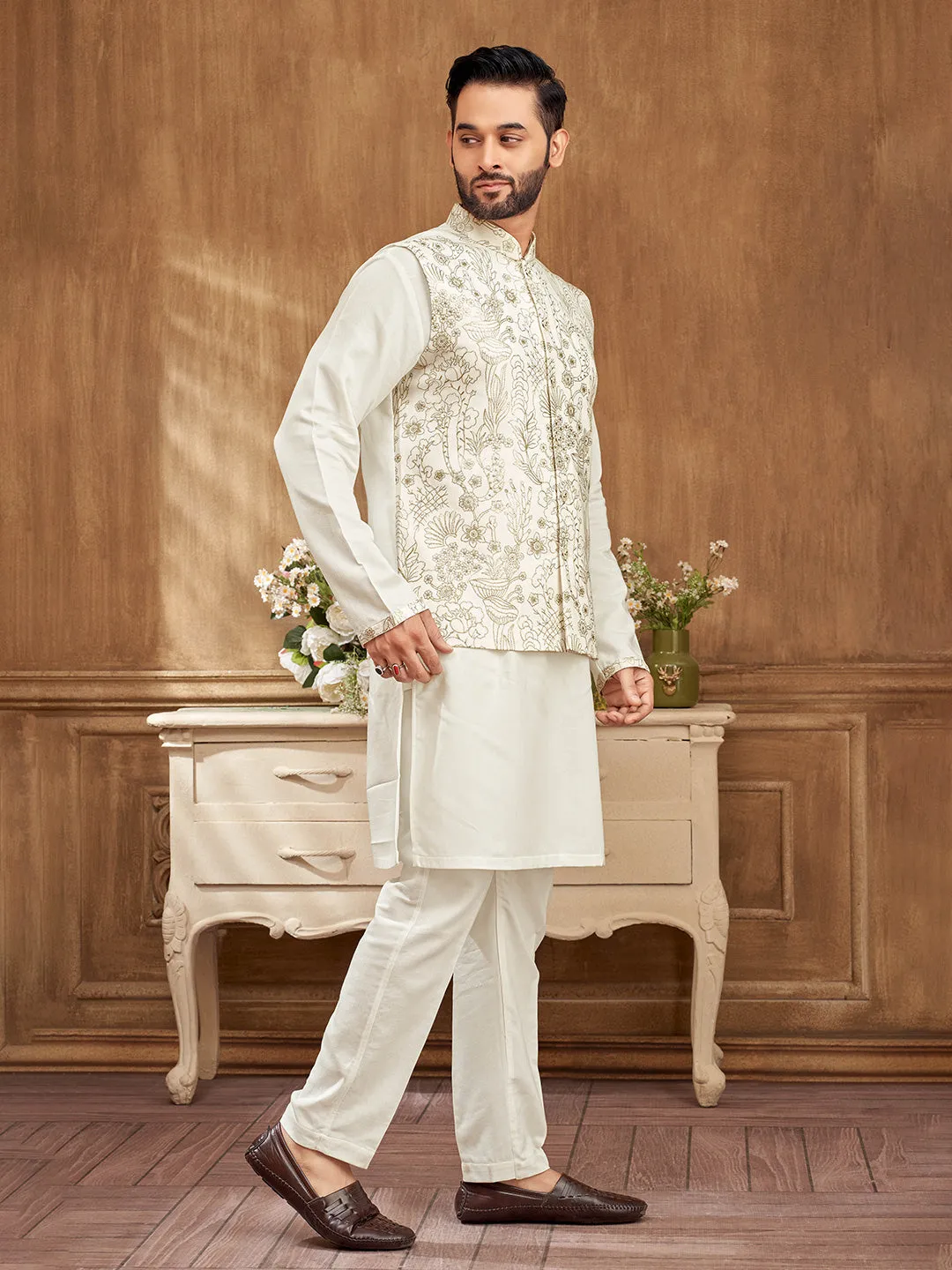 Festive Attire  Cream Kurta Set with Luxurious Gold Embroidery