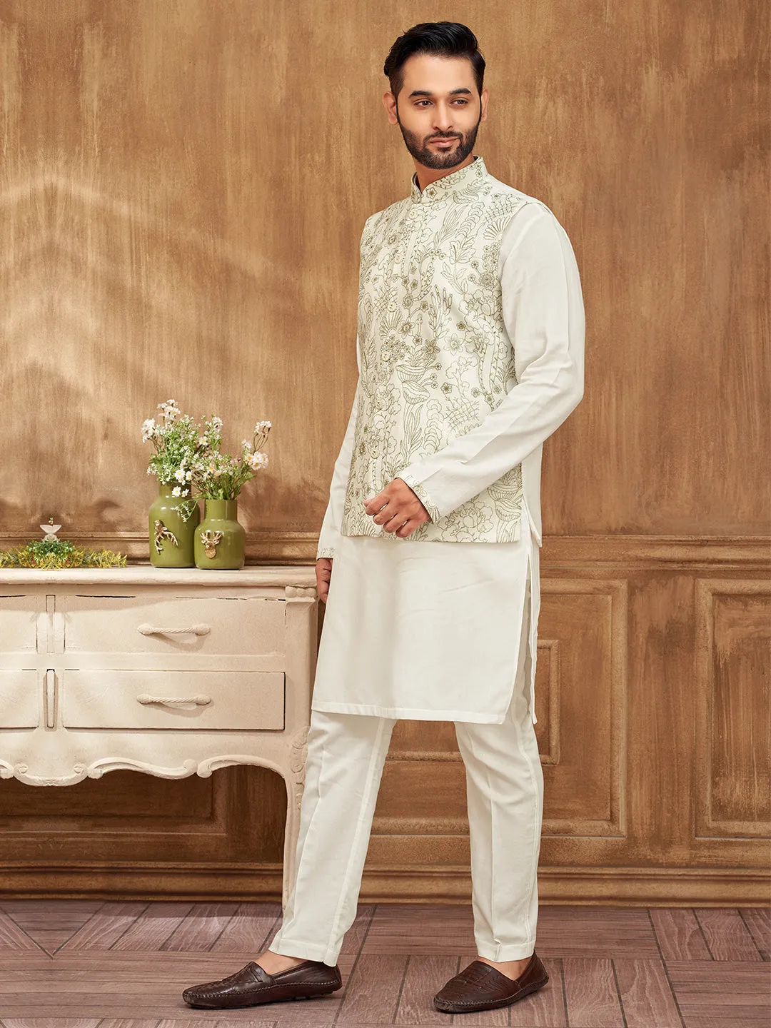 Festive Attire  Cream Kurta Set with Luxurious Gold Embroidery
