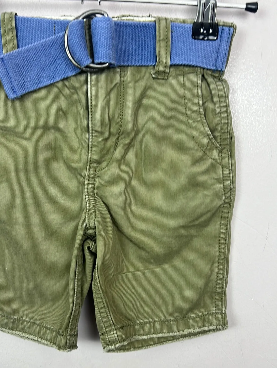 GAP Green Twill Shorts with belt 2y