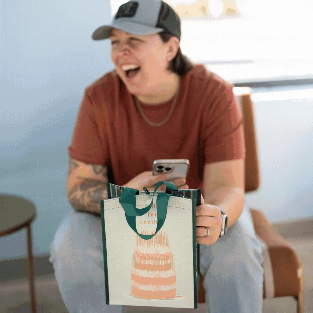 Girlfriend Bundle | Reusable Gift Bag   QR Greeting Card | 8 Pieces