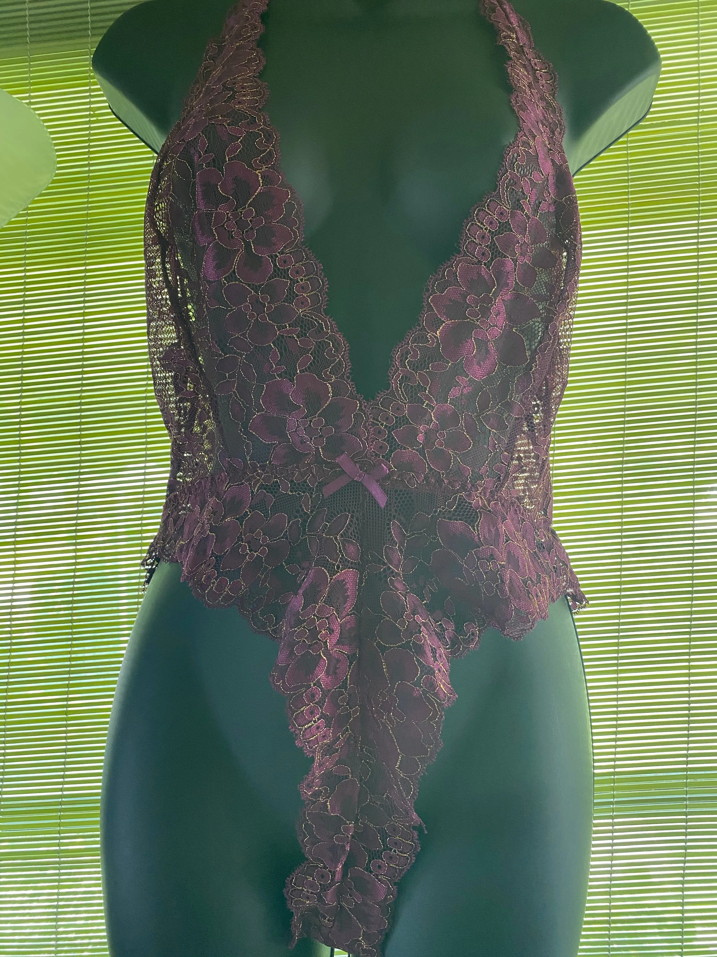 golden-violet teddy