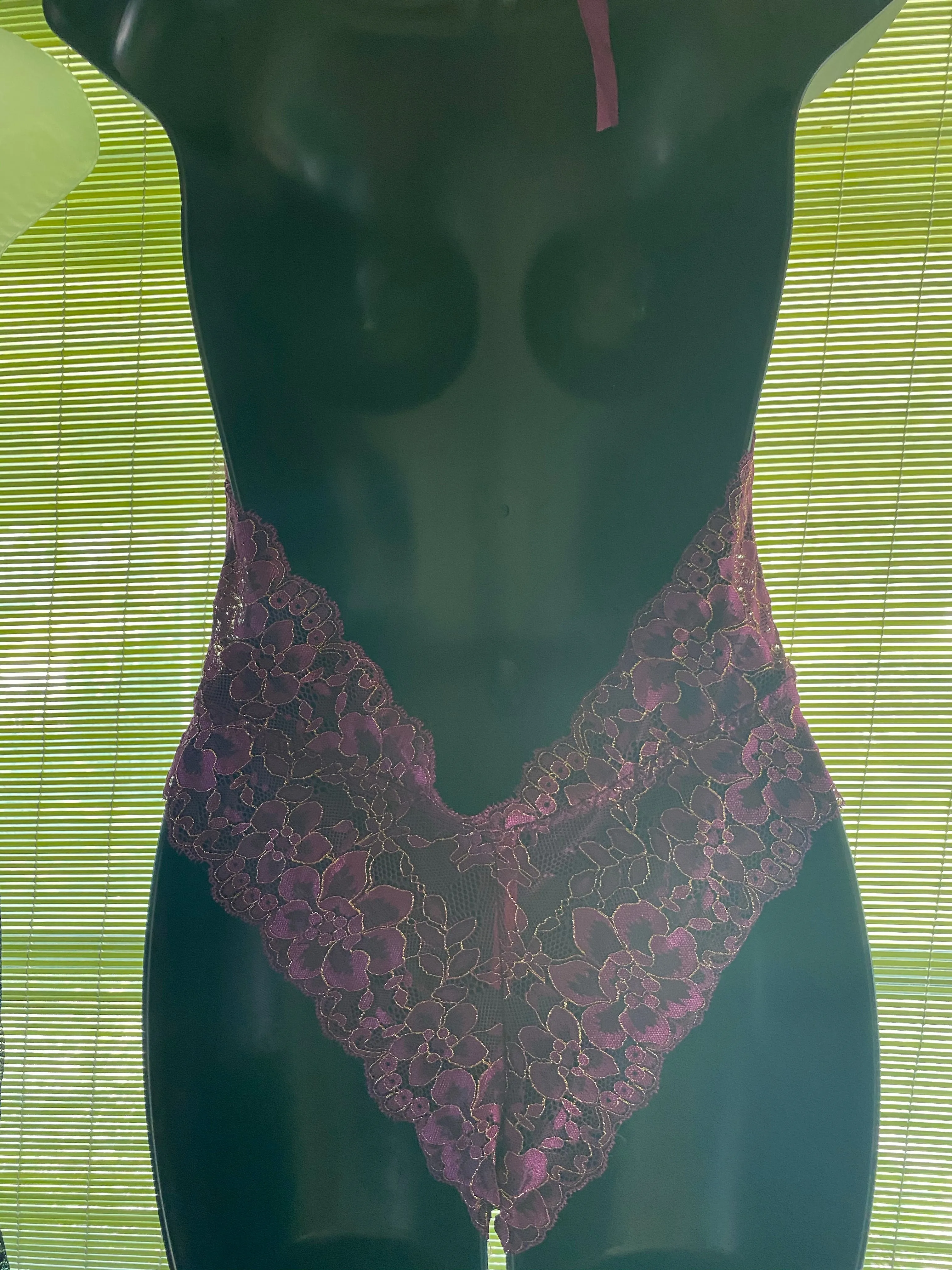 golden-violet teddy