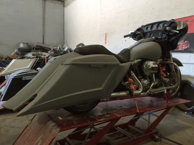 Harley Davidson 6" Trendsetter Extended Saddlebag Fender Kit - Dual Cut Outs Dual 6 x 9 Speaker Lids / 2014 - 2023