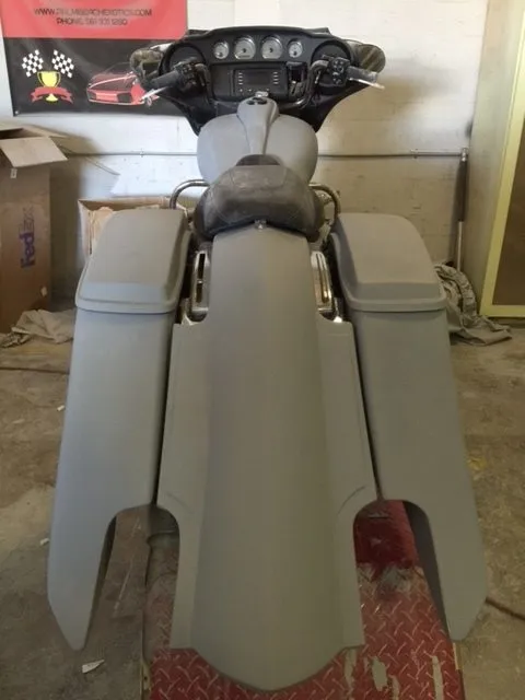 Harley Davidson 6" Trendsetter Extended Saddlebag Fender Kit - Dual Cut Outs   Lids / 2014 - 2023