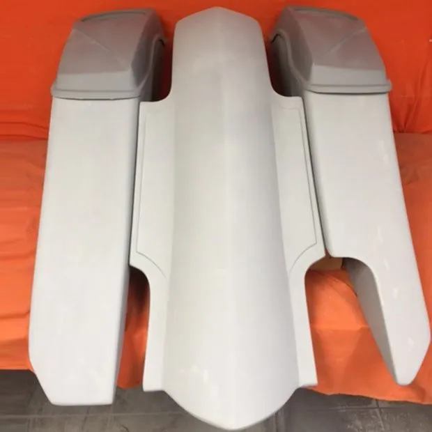 Harley Davidson 6" Trendsetter Extended Saddlebag Fender Kit - Right Side Cut Out   6 x 9 Speaker Lids / 2014 - 2018