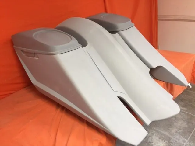 Harley Davidson 6" Trendsetter Extended Saddlebag Fender Kit - Right Side Cut Out   Dual 6 x 9 Speaker Lids / 2014 - 2018
