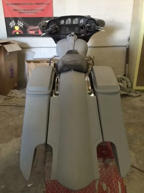 Harley Davidson 6" Trendsetter Extended Saddlebag LED Fender Kit - No Cut Outs   Lids / 2014 - 2018