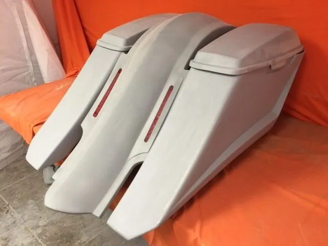 Harley Davidson 6" Trendsetter Extended Saddlebag LED Fender Kit - No Cut Outs   Lids / 2014 - 2018