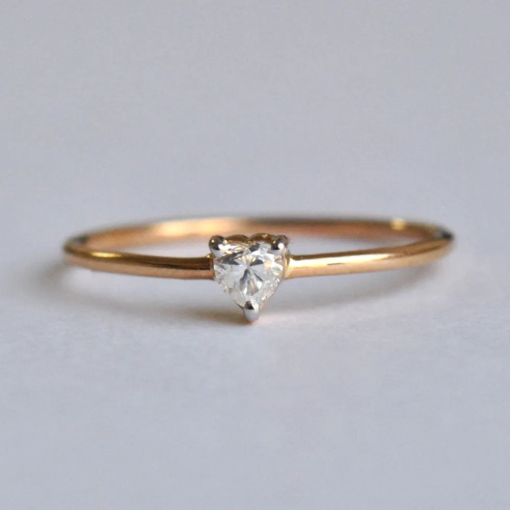 Heart Cut Minimal Dainty Diamond Ring