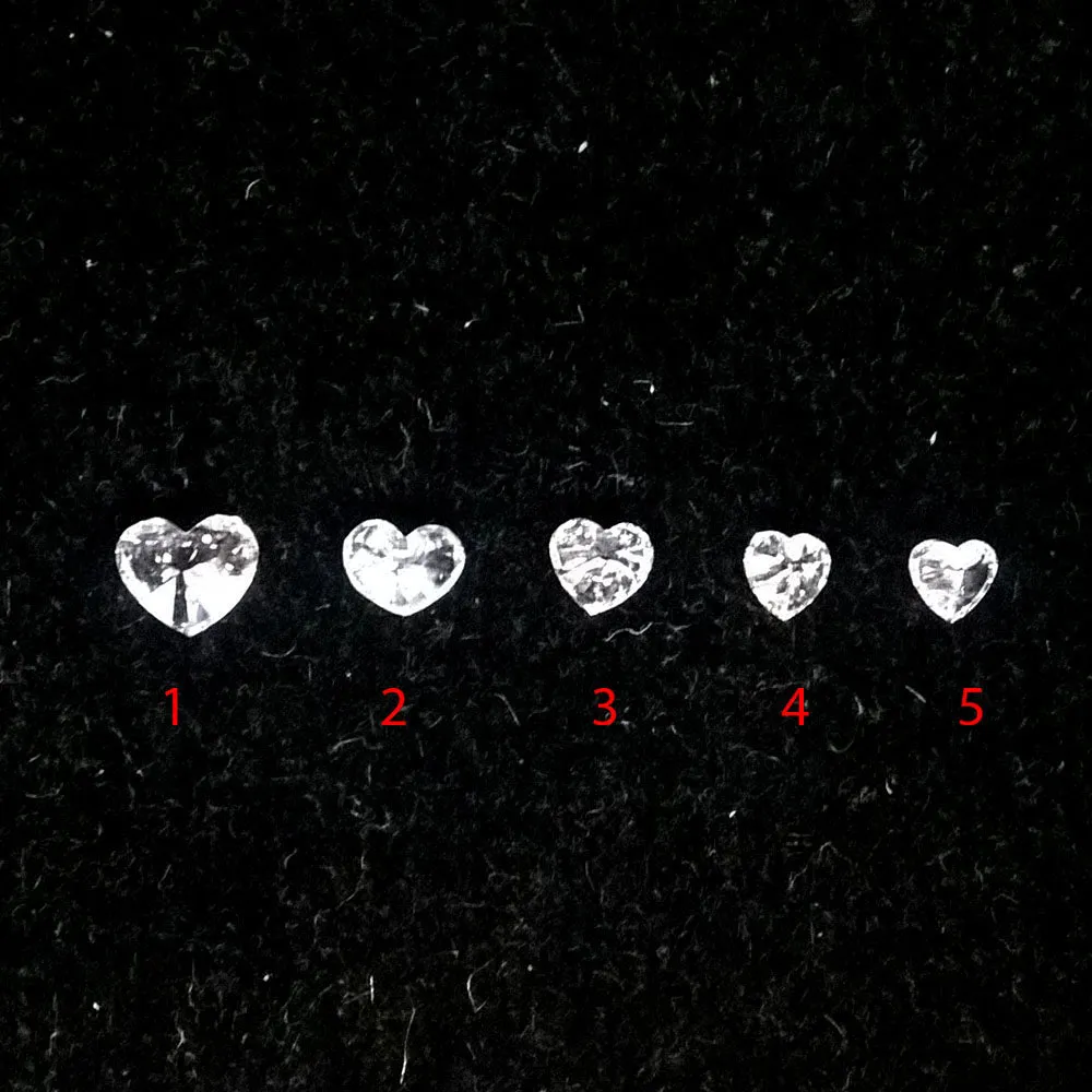 Heart Cut Minimal Dainty Diamond Ring