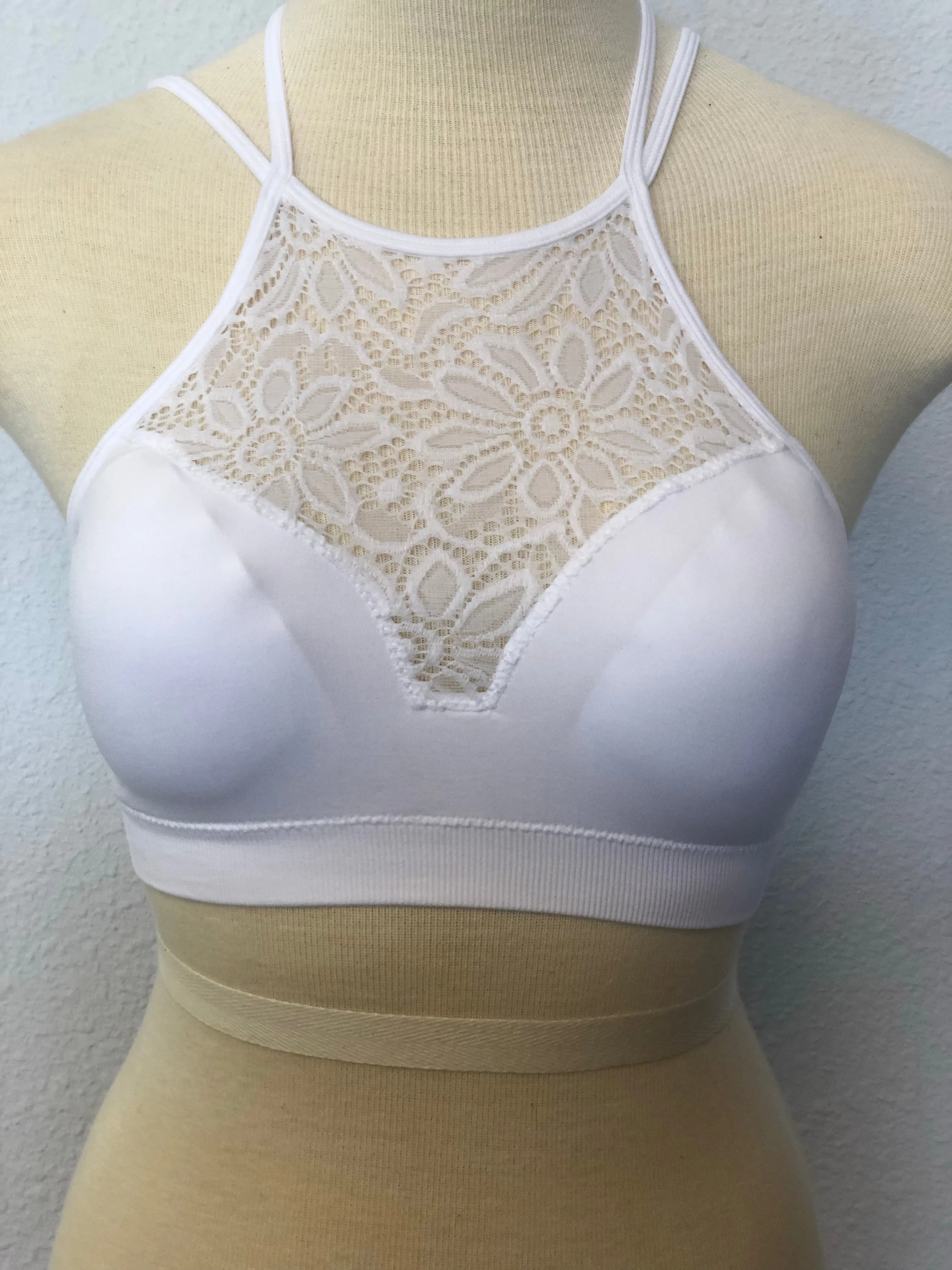 HIGH NECK LACE BRALETTE