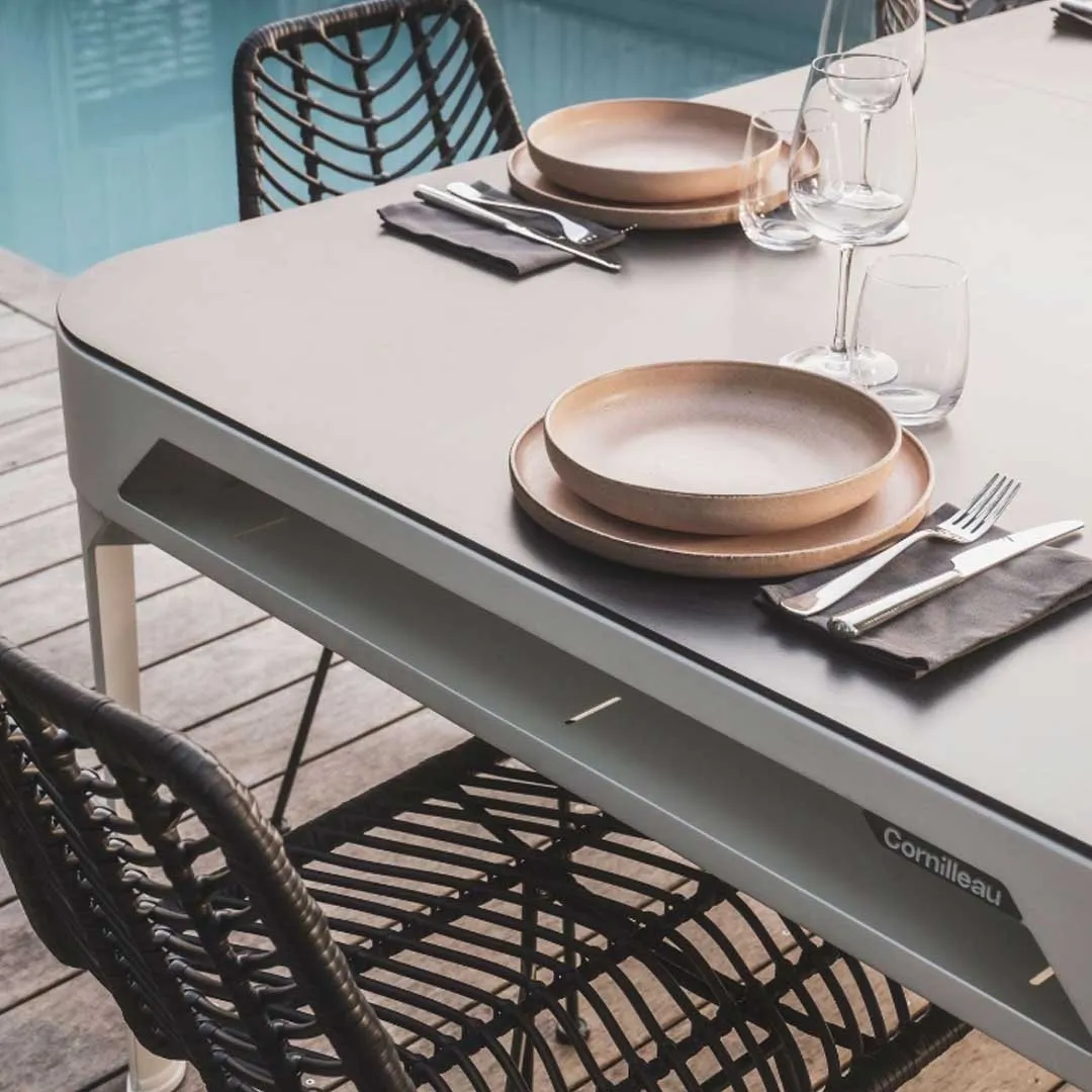 Hyphen In & Outdoor Dining Pool Table