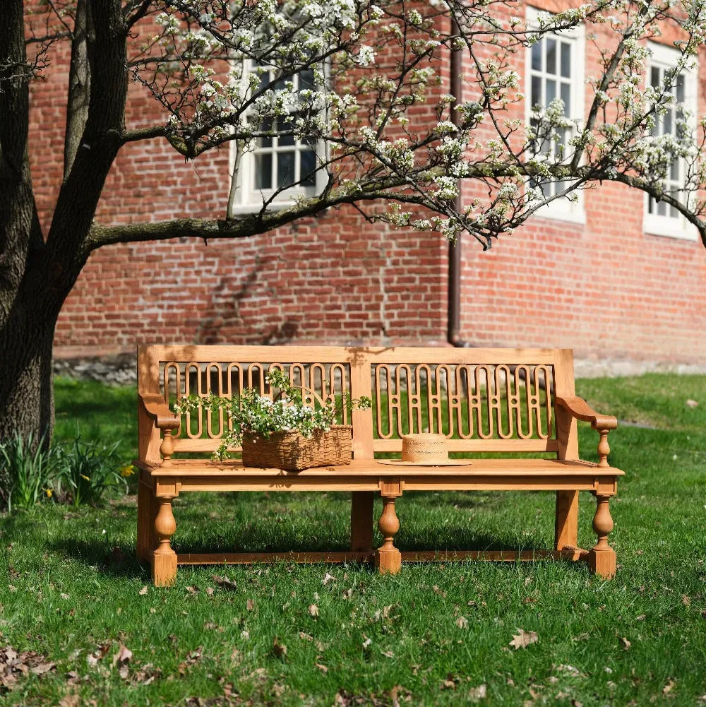 Kingston Outdoor Bench