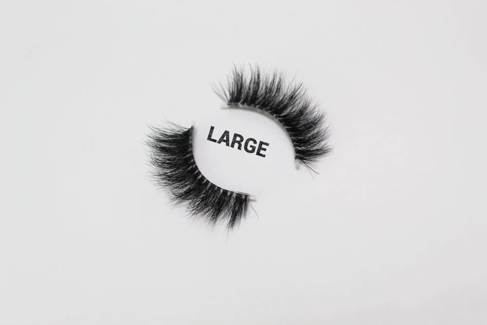 LARGE lashes