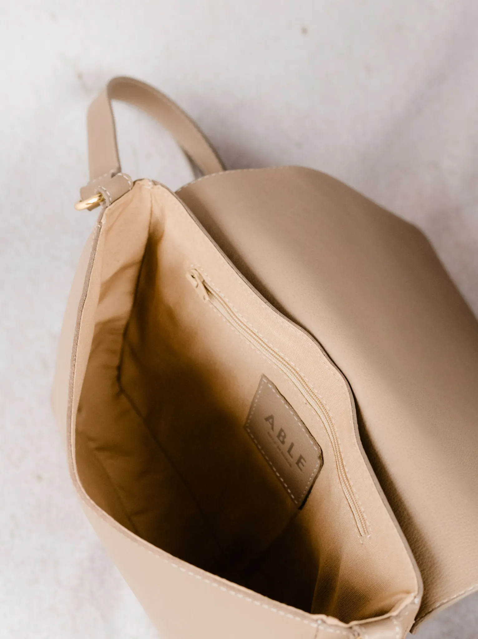 Lari Slim Crossbody