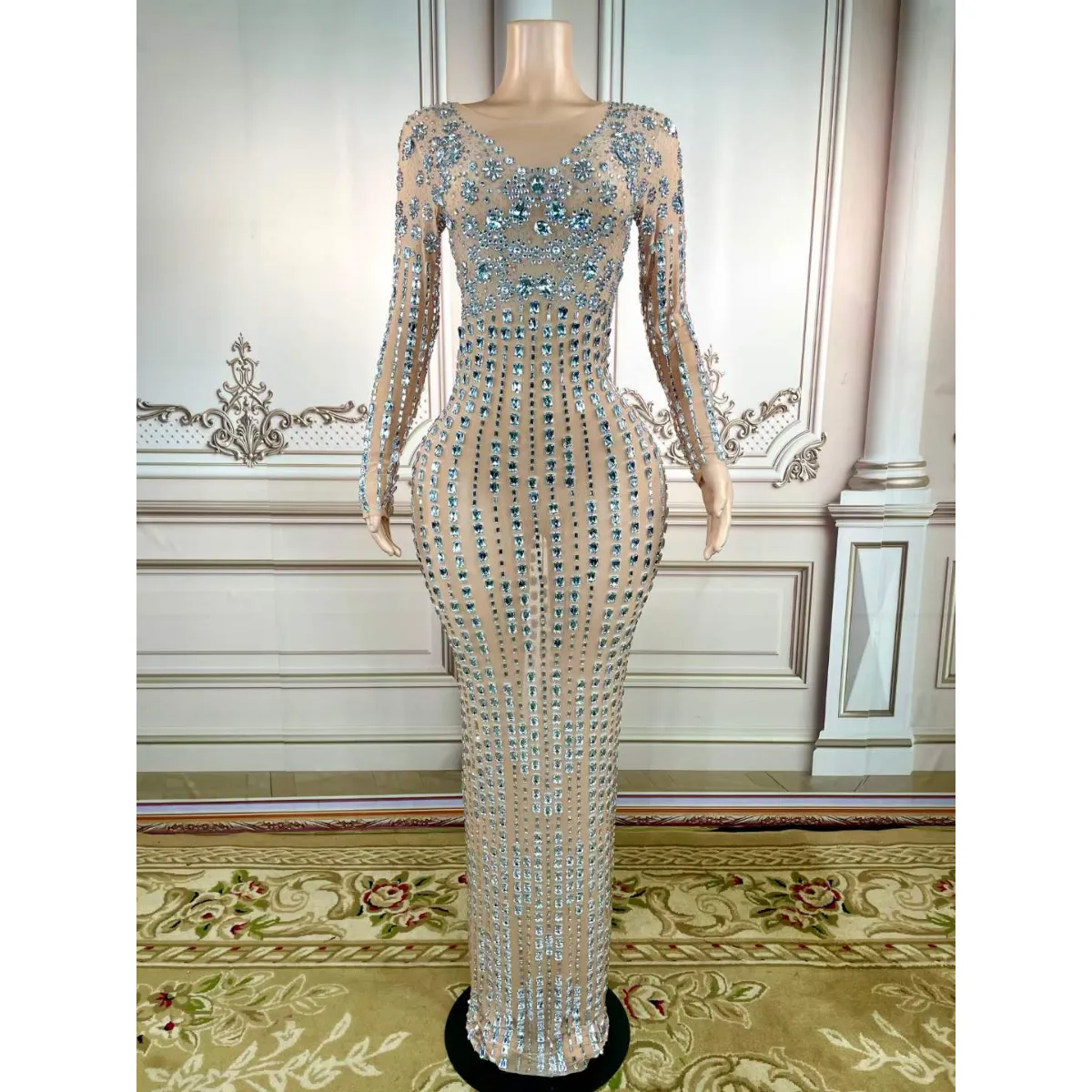 Long Sleeves Luxurious Crystal Rhinestone