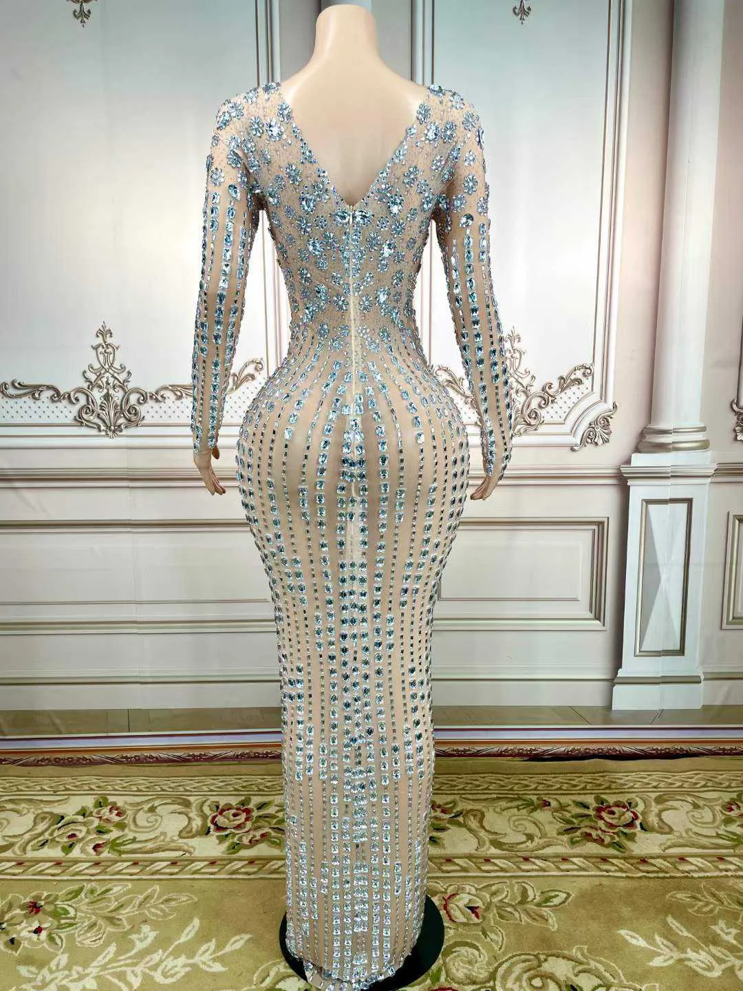 Long Sleeves Luxurious Crystal Rhinestone