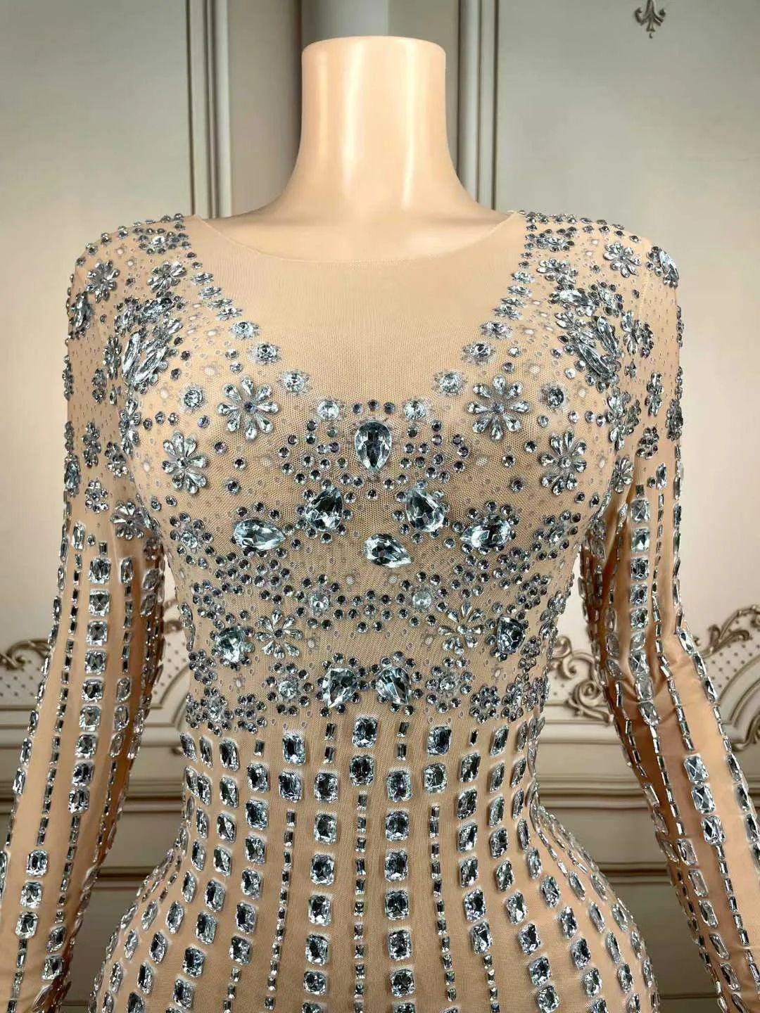 Long Sleeves Luxurious Crystal Rhinestone