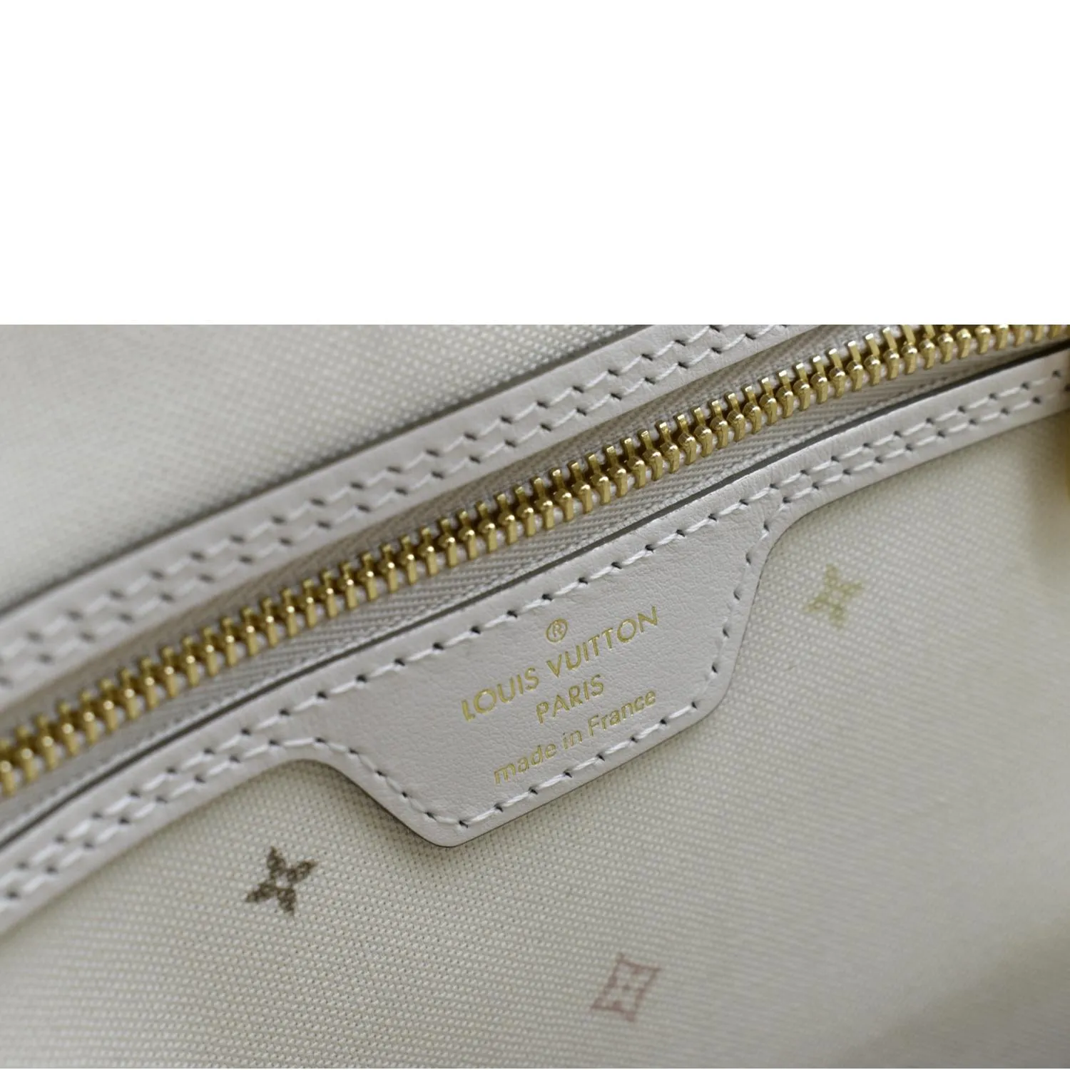 LOUIS VUITTON Neverfull MM Monogram Coated Canvas Tote Sunset Kaki