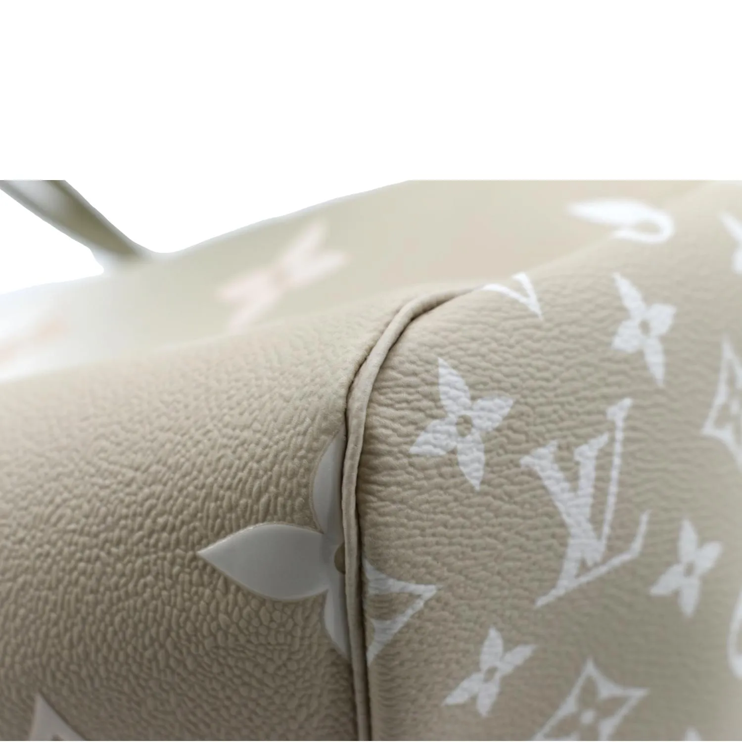 LOUIS VUITTON Neverfull MM Monogram Coated Canvas Tote Sunset Kaki