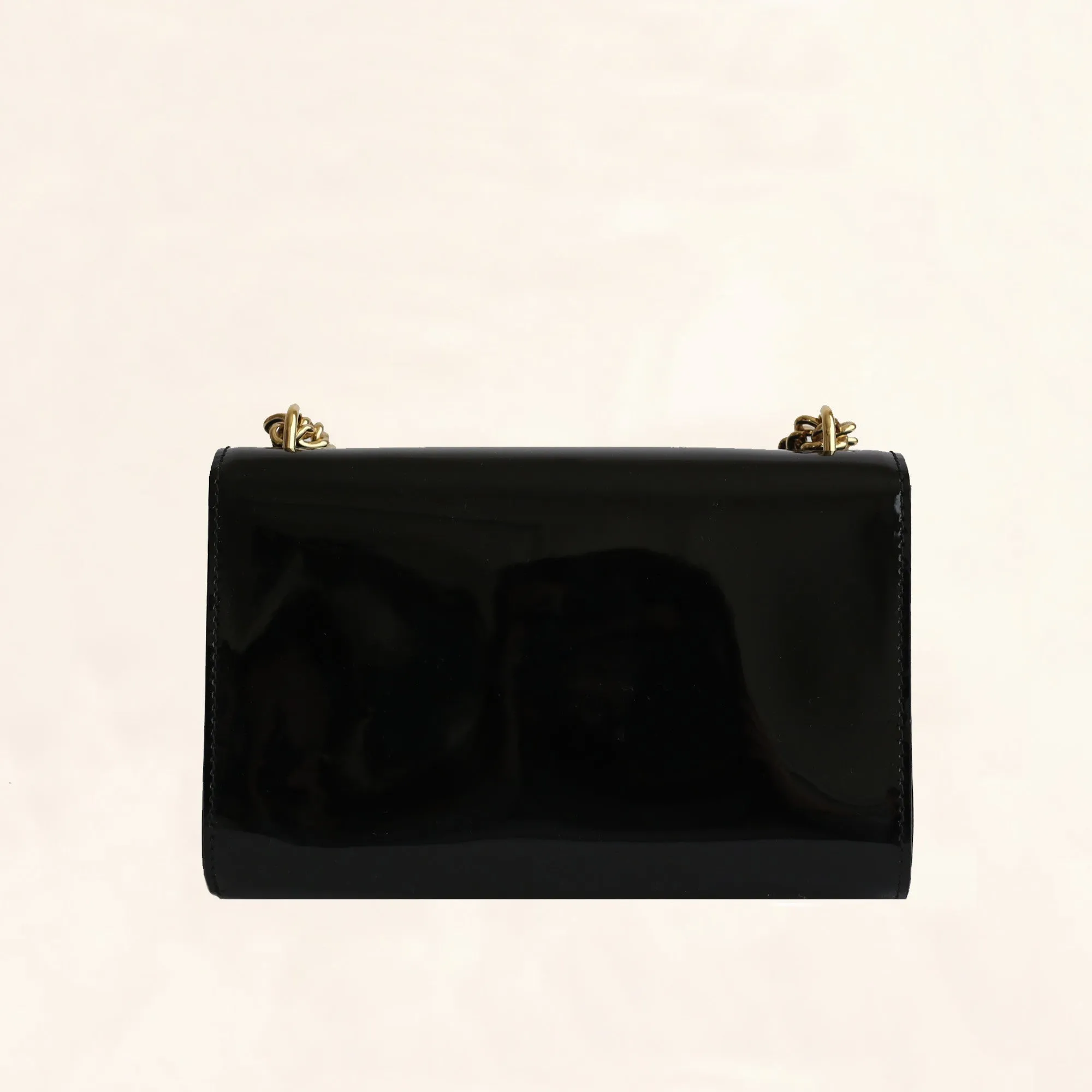 Louis Vuitton | Patent Leather Louise Clutch | MM