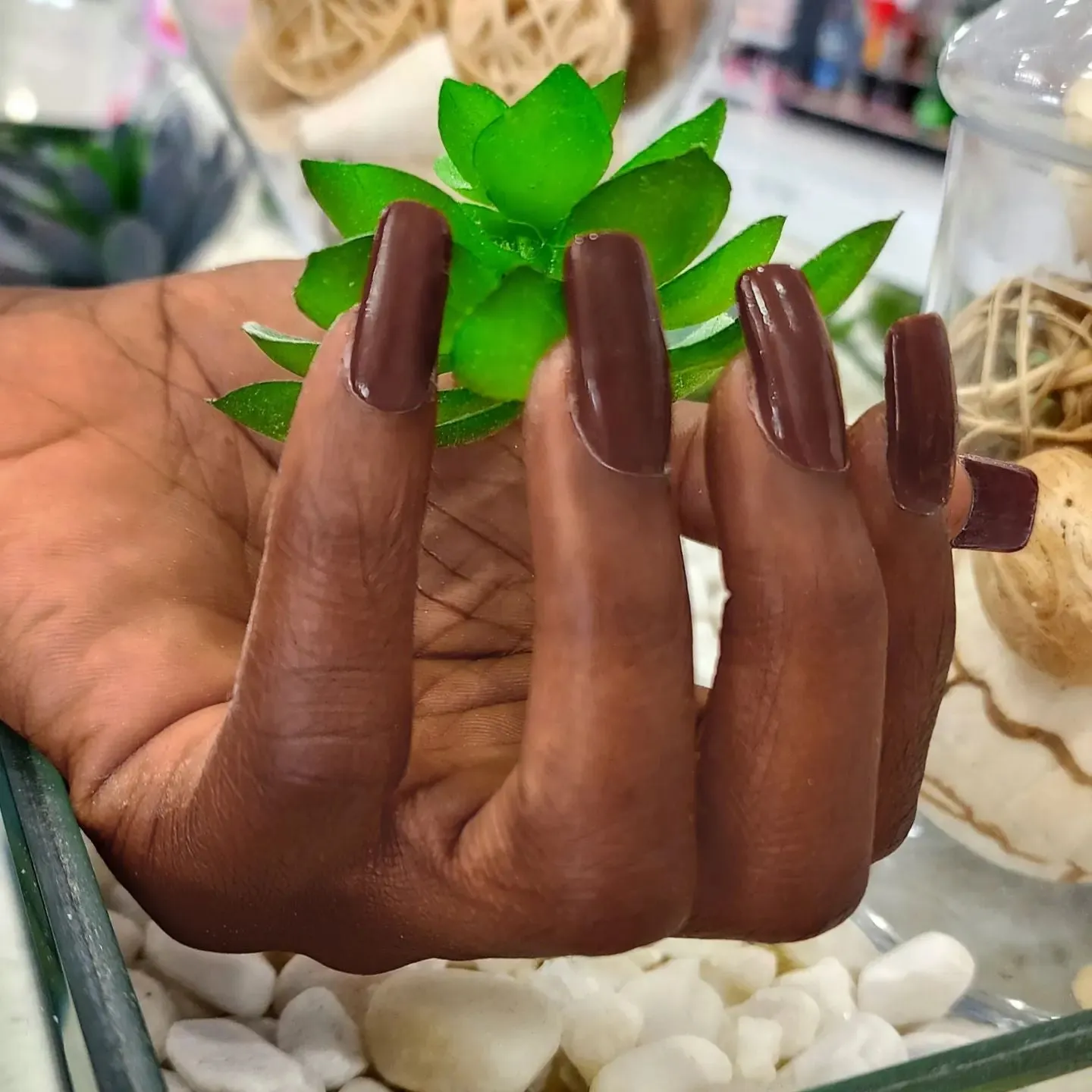 Luxurious & Rich Nude (Gel) Nail Polish
