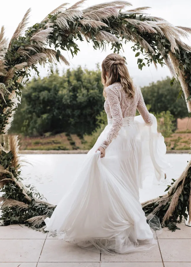 Luxurious Lace Beading Long Sleeves A-Line Pleated Tulle Wedding Dresses