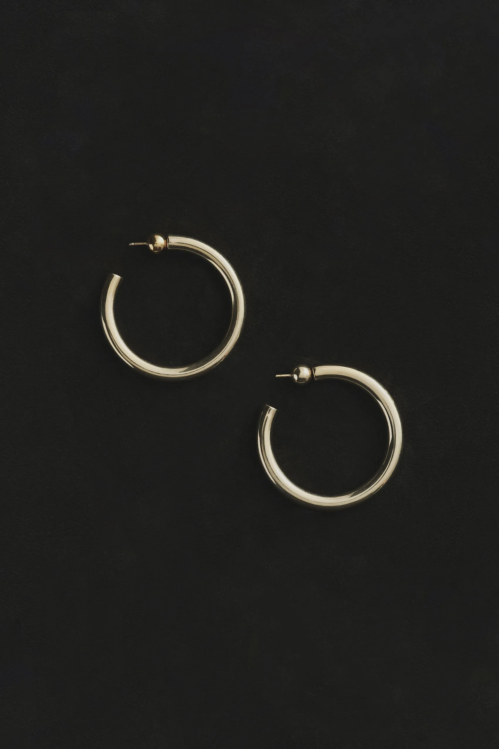 MEDIUM EVERYDAY HOOPS