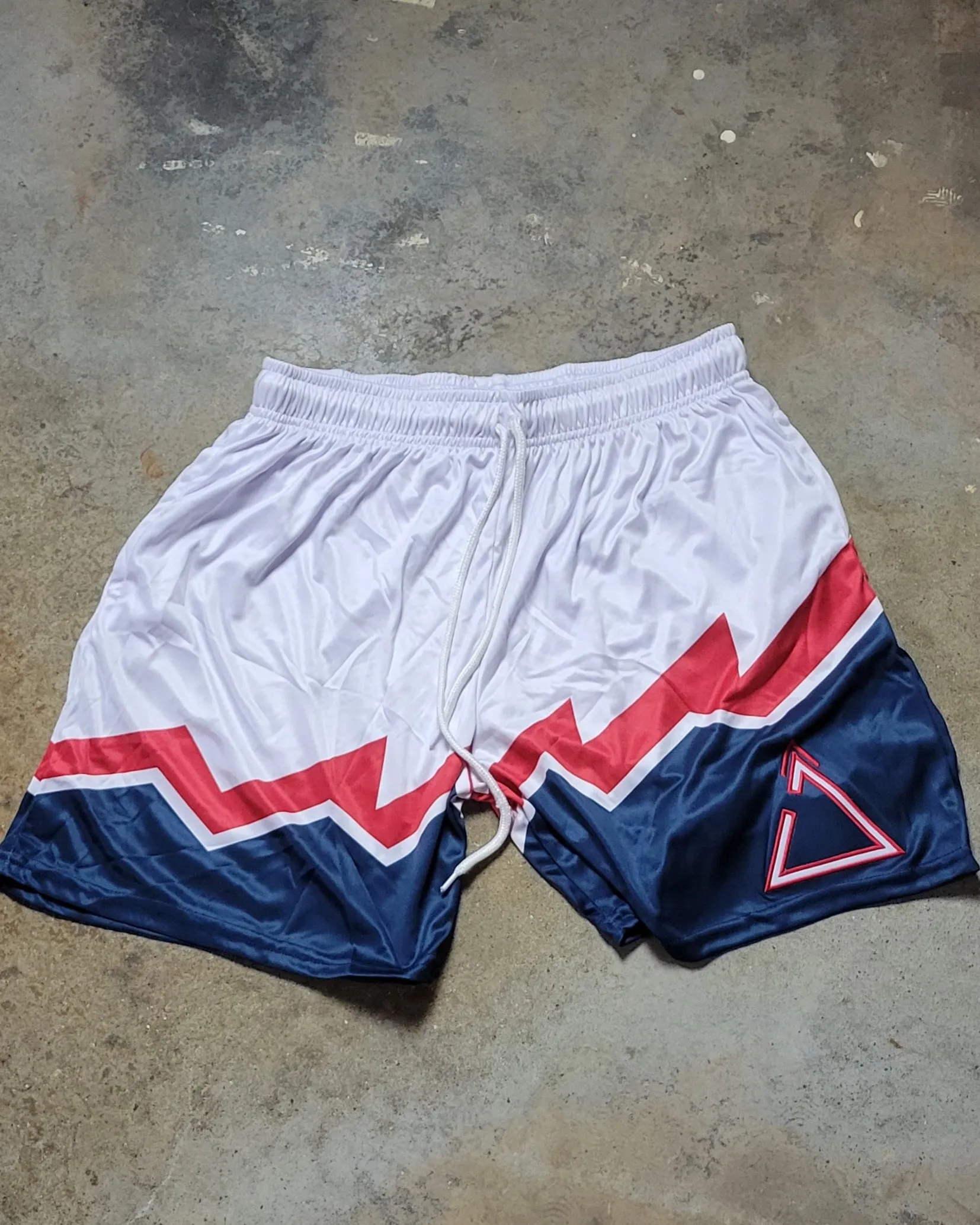 Minimal Abstract Shorts