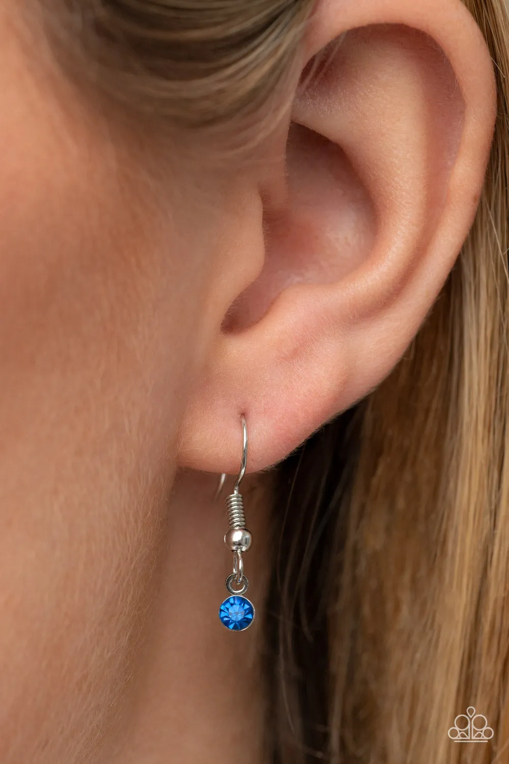 Minimal EFFORTLESS - Blue Necklace - Paparazzi Accessories