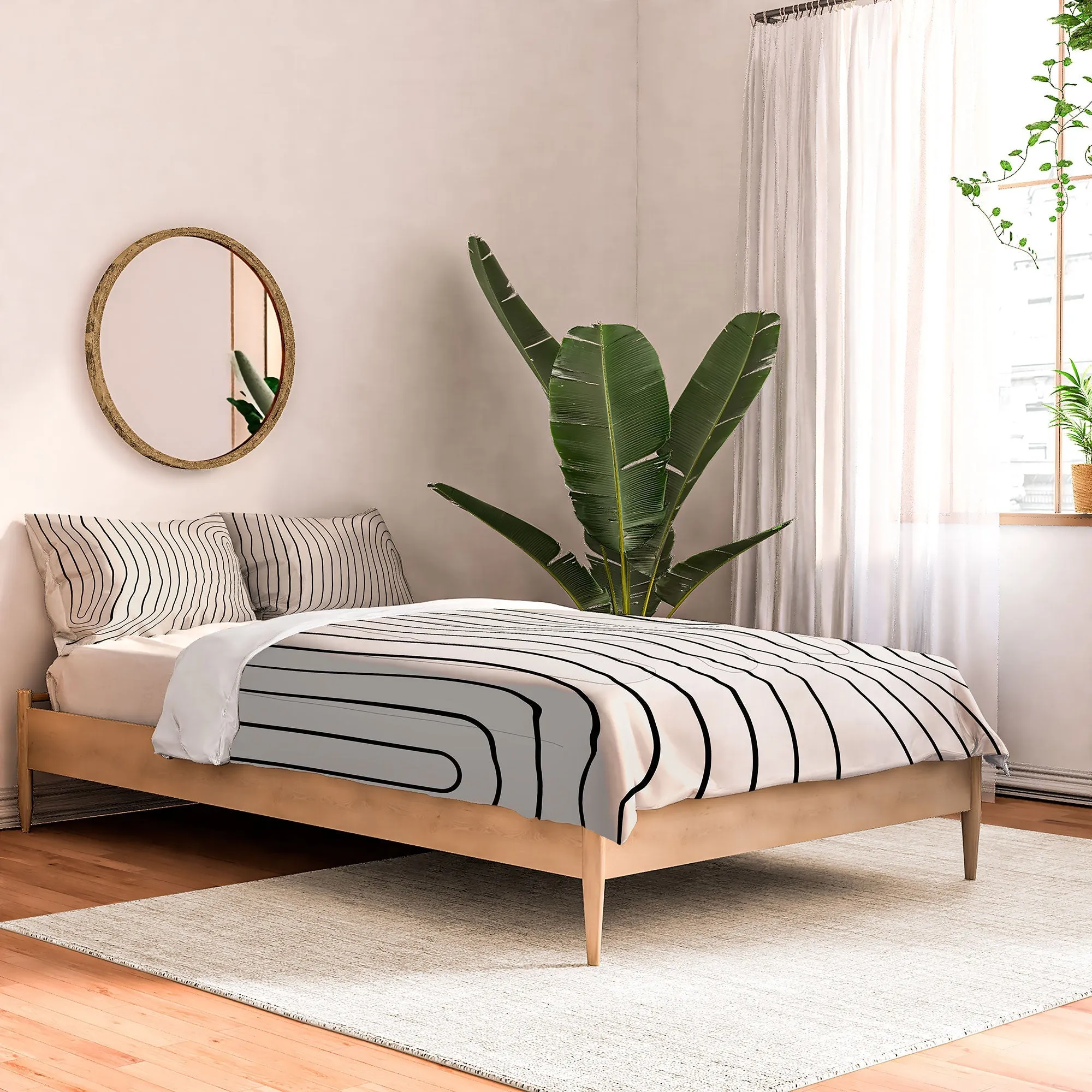 MINIMAL LINE CURVATURE WHITE DUVET / COMFORTER