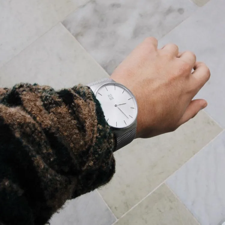 Minimal Silver Watch - M2