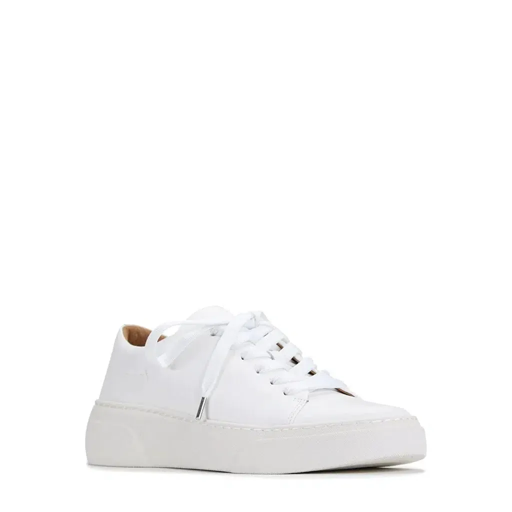 MINIMAL SNEAKER